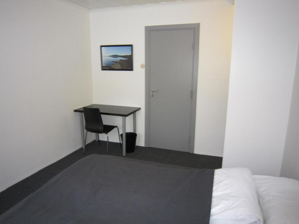 Froland Hostel Froland Verk Room photo